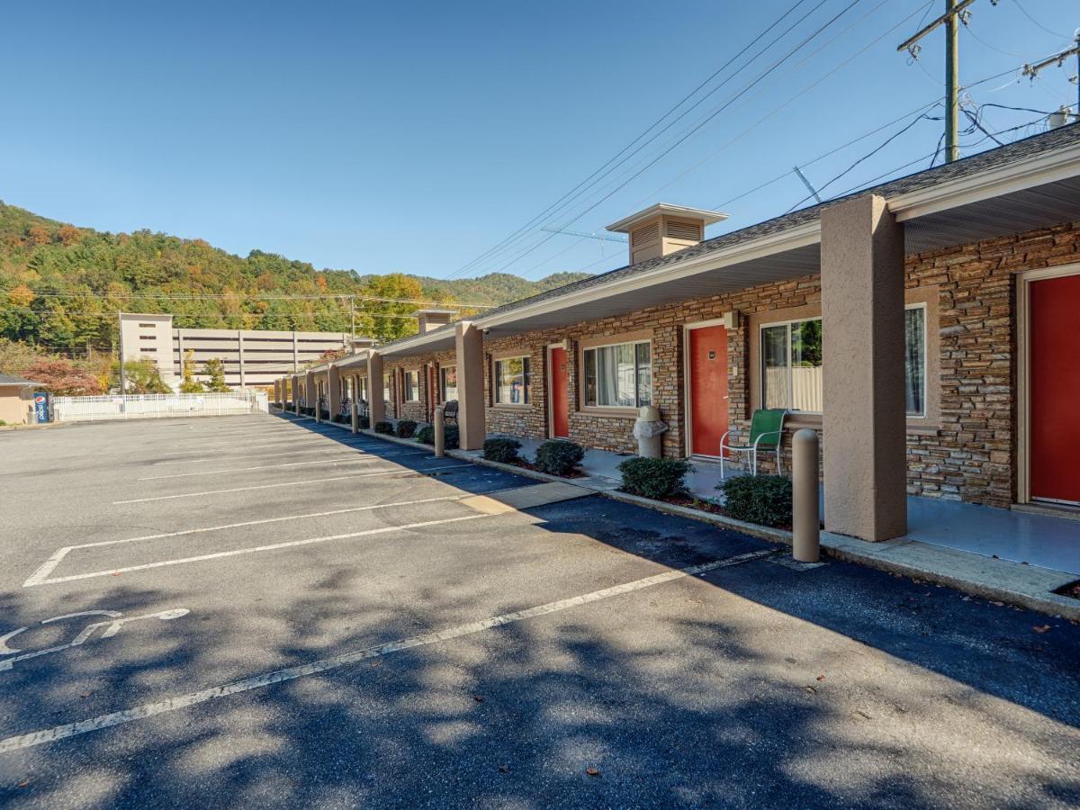 Cherokee Grand Hotel Экстерьер фото